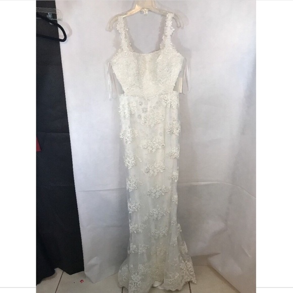 NEW! $748 Heartloom Andie Illusion‎ Side Lace Mermaid Gown Eggshell [ Small ] - Picture 4 of 11